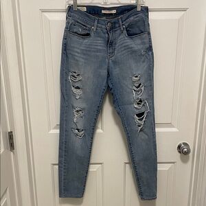 Levis Curvy Skinny Distressed Blue Jeans size 30 Rips High Rise